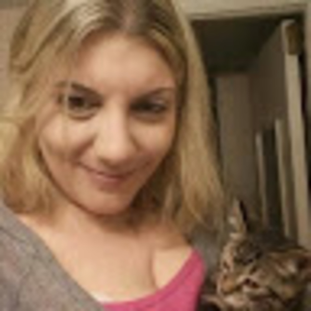Meet your Posher, Christine